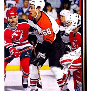 Yanick Dupre Star Rookie 1992-93 Upper Deck Hockey Base Set #421