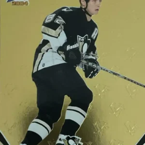 Martin Straka 2003-04 Pacific Prism Hockey Base Set Gold Parallel #81 /425