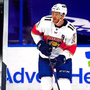 Jonathan Huberdeau 2021-22 Upper Deck Series 1 Hockey Base Set #78