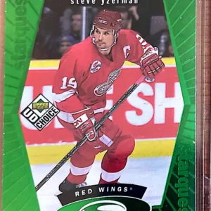 Steve Yzerman 1998-99 UD Choice Hockey StarQuest Green #18