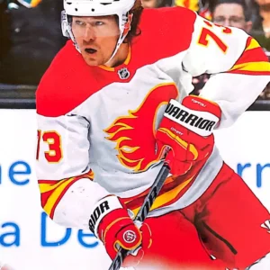 Tyler Toffoli 2022-23 Upper Deck Series 1 Hockey Base Set #31