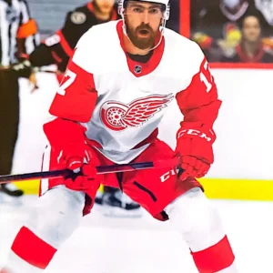 Filip Hronek 2022-23 Upper Deck Series 1 Hockey Base Set #63