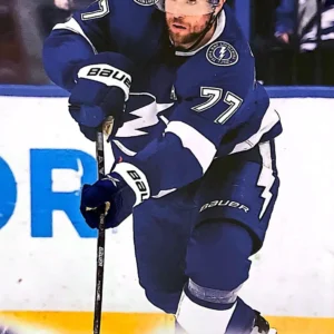 Victor Hedman 2022-23 Upper Deck Series 1 Hockey Base Set #164