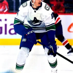 Nils Aman 2022-23 Upper Deck Series 2 Hockey Base Set - Young Guns #454