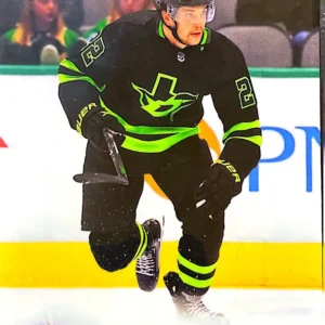 Matej Blumel 2022-23 Upper Deck Extended Series Hockey Base Set - Young Guns #704