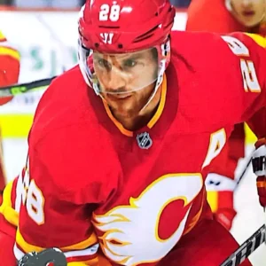 Elias Lindholm 2023-24 Upper Deck Series 1 Hockey Base Set #25