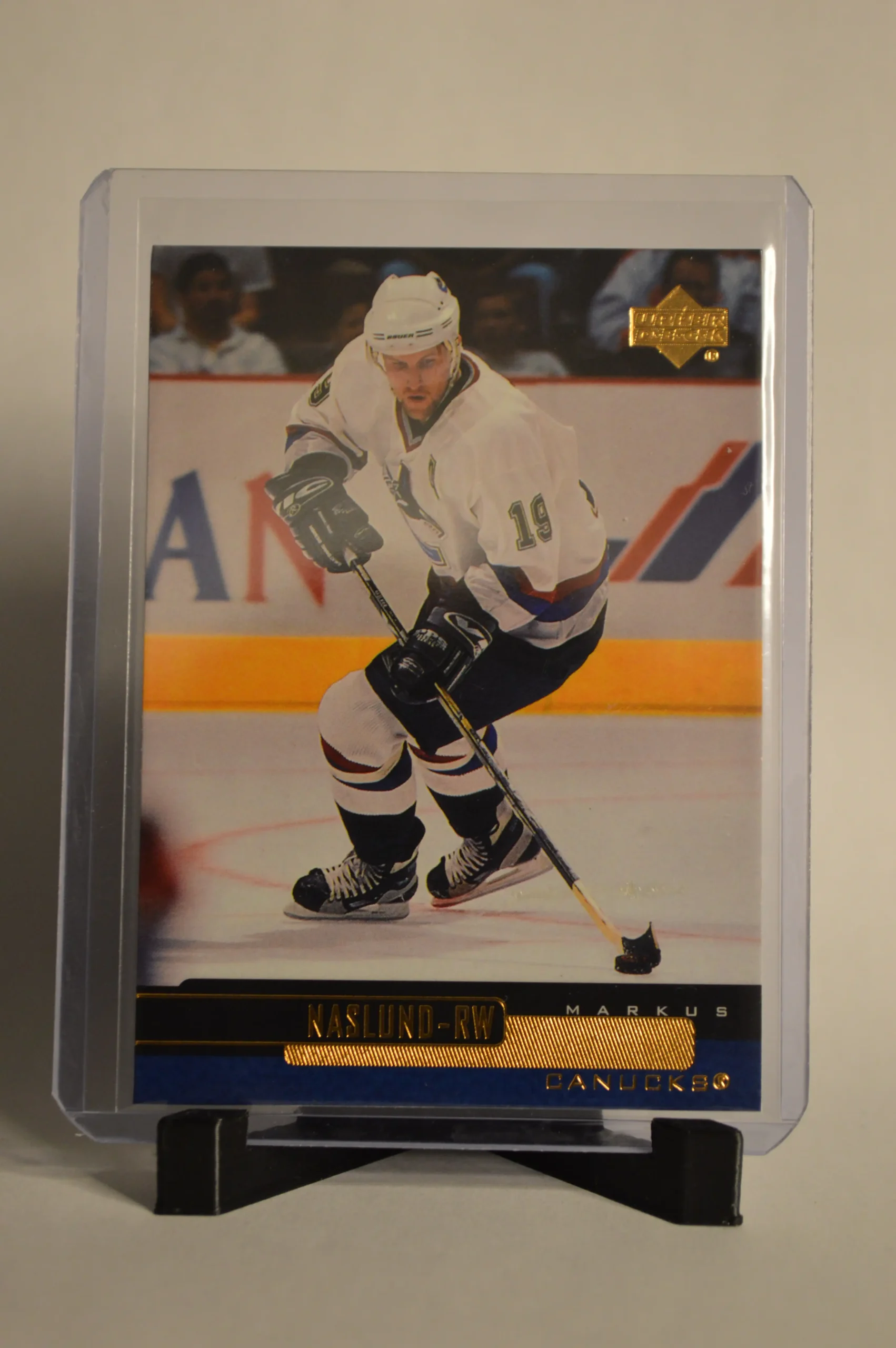 Markus Naslund 1999-00 Upper Deck Hockey Base Set #298