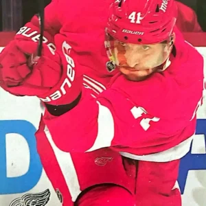 Shayne Gostisbehere 2023-24 Upper Deck Extended Series Hockey Base Set #555