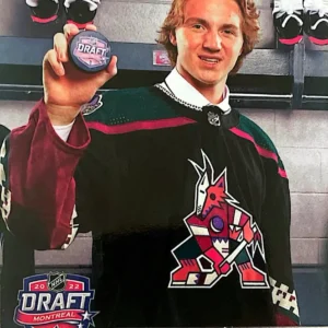 Logan Cooley 2023-24 Upper Deck Extended Series Hockey Base Set - 1st Round Rookies #748