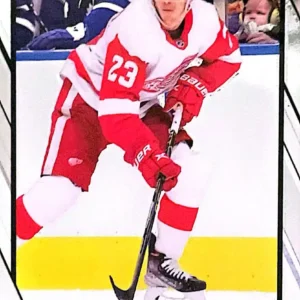 Lucas Raymond 2023-24 O-Pee-Chee Platinum Hockey Base Set #84