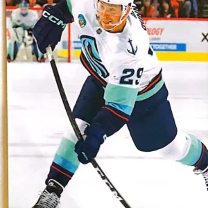 Vince Dunn 2024-25 Upper Deck Series 1 Hockey Base Set #157