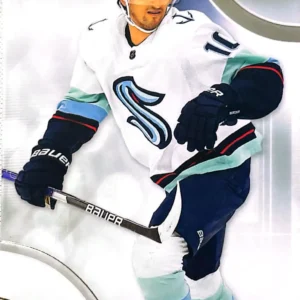 Matty Beniers 2023-24 SP Authentic Hockey Base Set #14