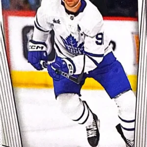 John Tavares 2024-25 O-Pee-Chee Hockey Base Set #252